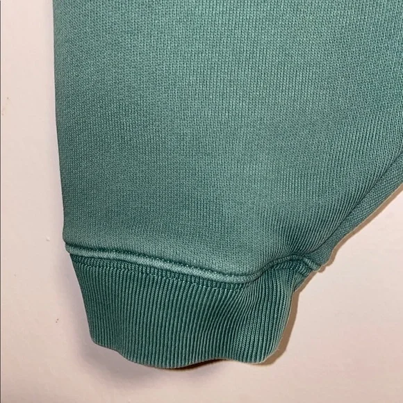 Zara Small Green Crewneck Sweater with Oversized Fit - Picture 9 of 14